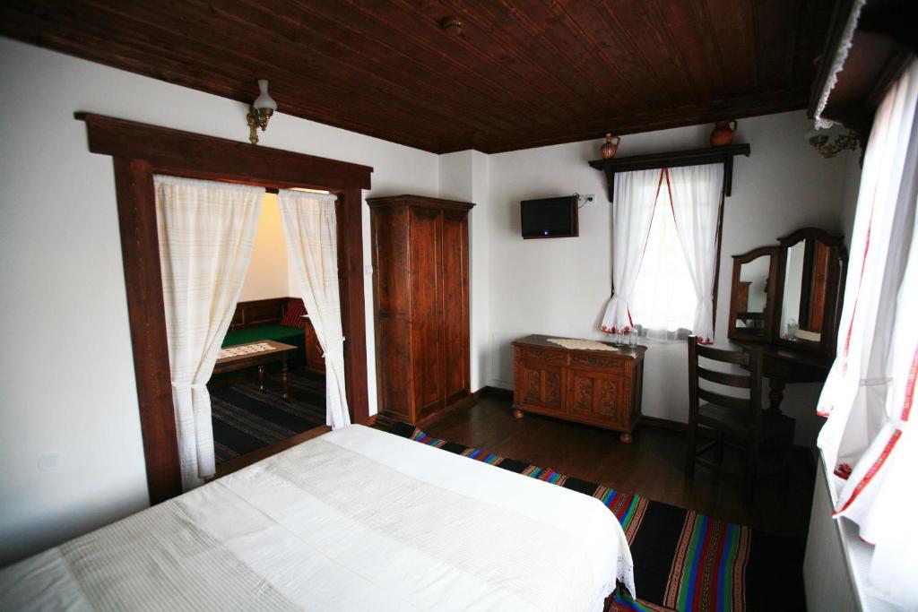 Djudjeva Kyshta Hotel パナギュリシテ エクステリア 写真
