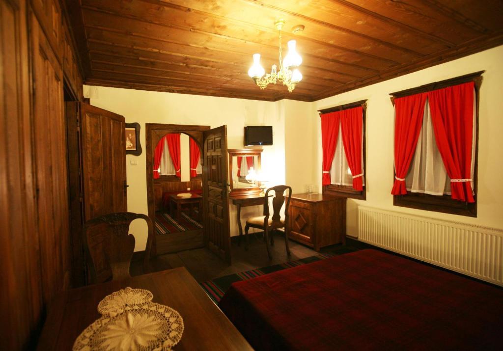 Djudjeva Kyshta Hotel パナギュリシテ 部屋 写真