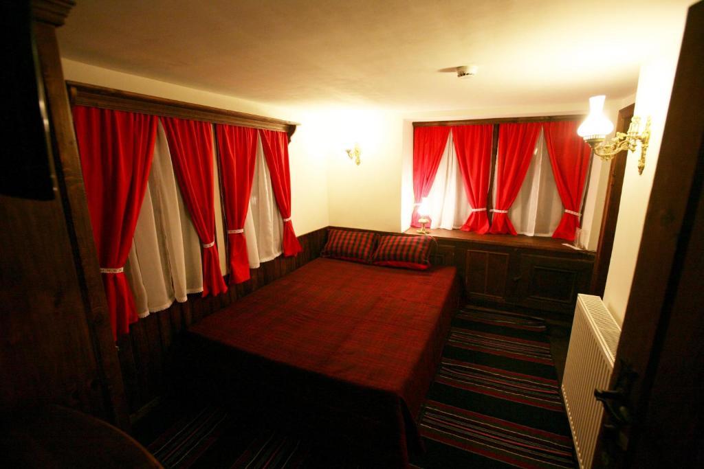 Djudjeva Kyshta Hotel パナギュリシテ 部屋 写真