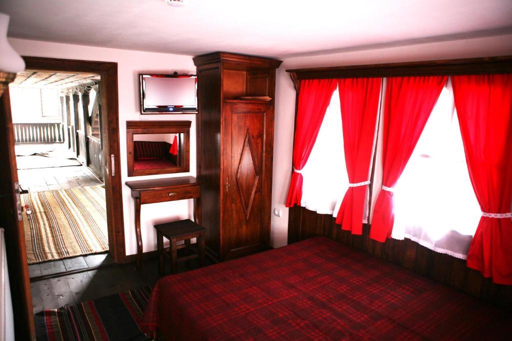 Djudjeva Kyshta Hotel パナギュリシテ 部屋 写真
