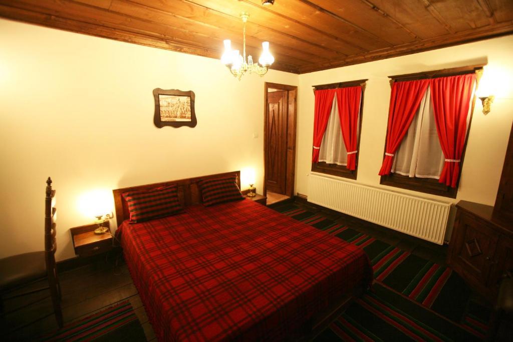 Djudjeva Kyshta Hotel パナギュリシテ 部屋 写真